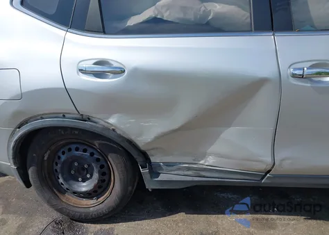 2015 Nissan Rogue S z USA, uszkodzony, nr VIN KNMAT2MT9FP502940